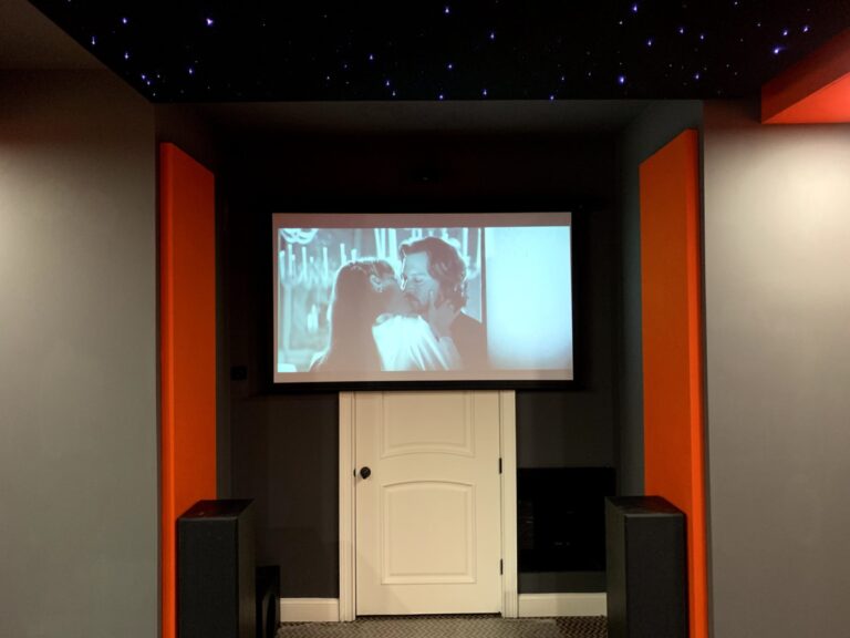 Jaqueese Home Theater